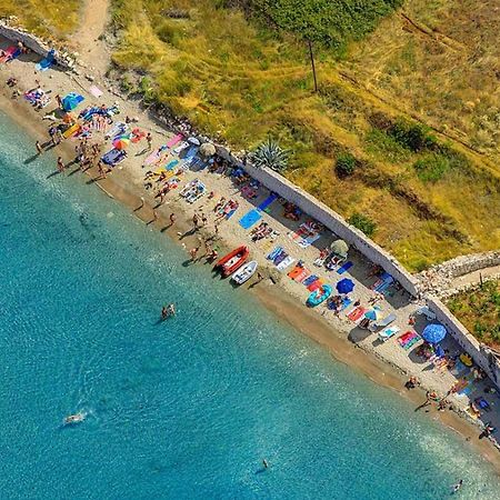 Holiday Home Adriatic لومباردا المظهر الخارجي الصورة
